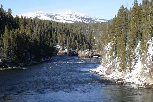 USA WY YellowstoneNP 2004NOV01 FishingBridge 001